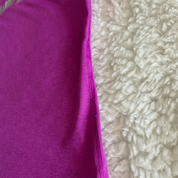 Nike Dry fit workout tank top size Medium purple - Picture 6 of 9